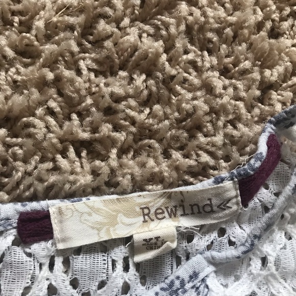 Patterned Tank Top - Picture 3 of 3